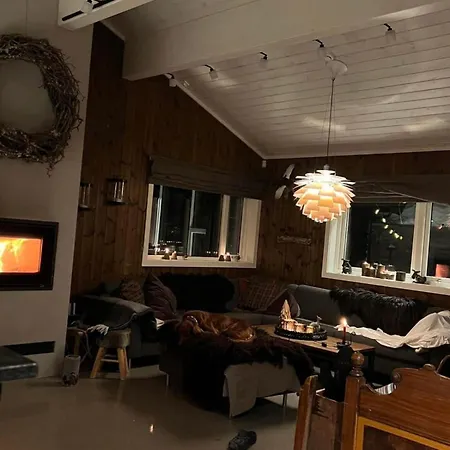 Aasenfeltet Feriehus